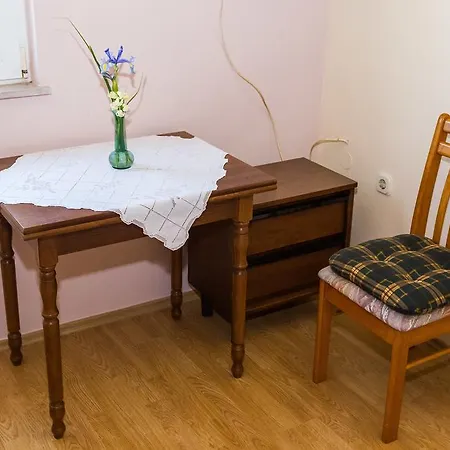 Janja Apartmán